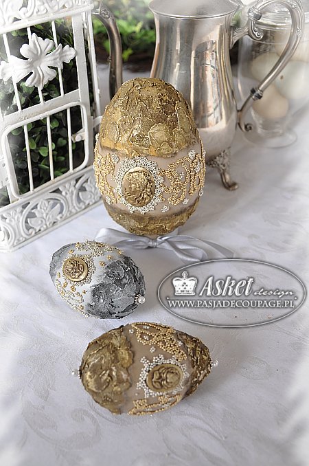 jajo z cameą - dekoracja wielkanocna