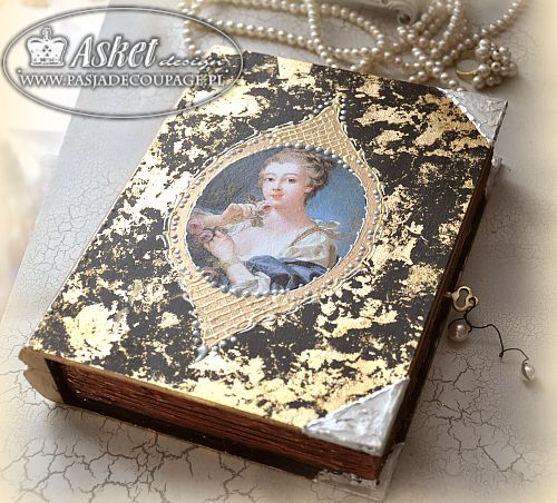 dama barokowa - dekoracja - pudełko księga